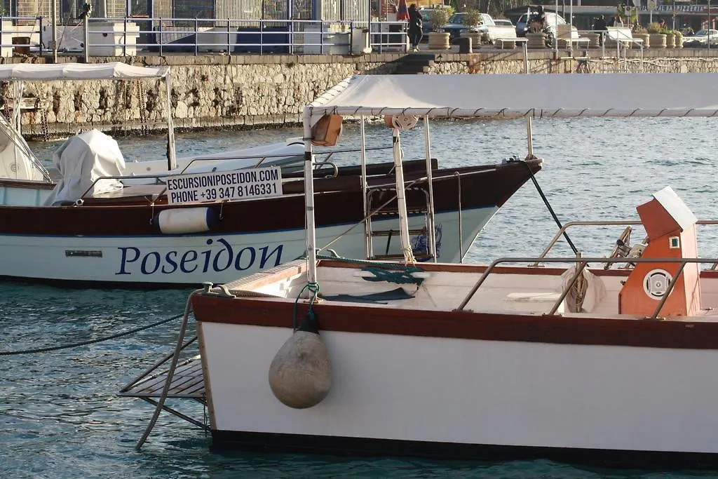 Ines Bed And Breakfast Giardini Naxos Bed & Breakfast